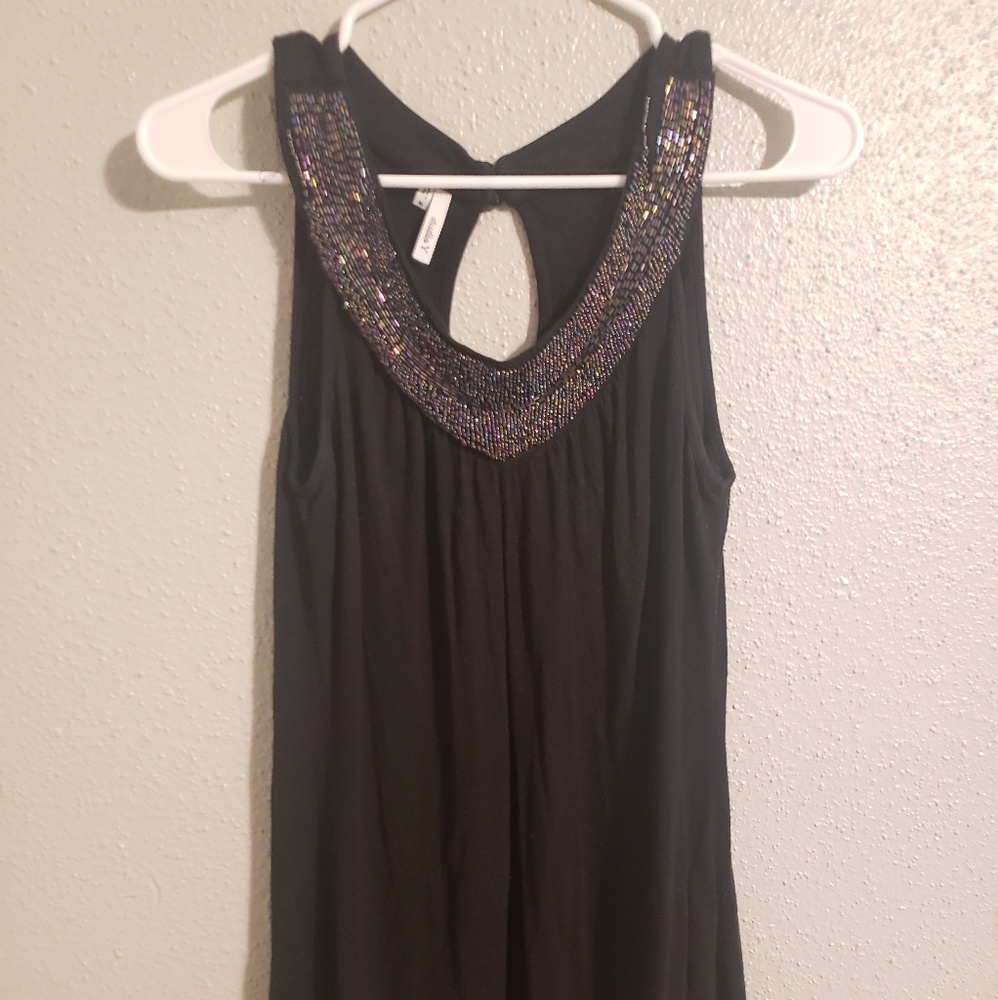 Collar detailing tank top